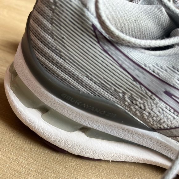 Asics Gel Kayano 28 Womens Size 9.5‎ Grey Running Shoes Sneakers - Picture 4 of 8